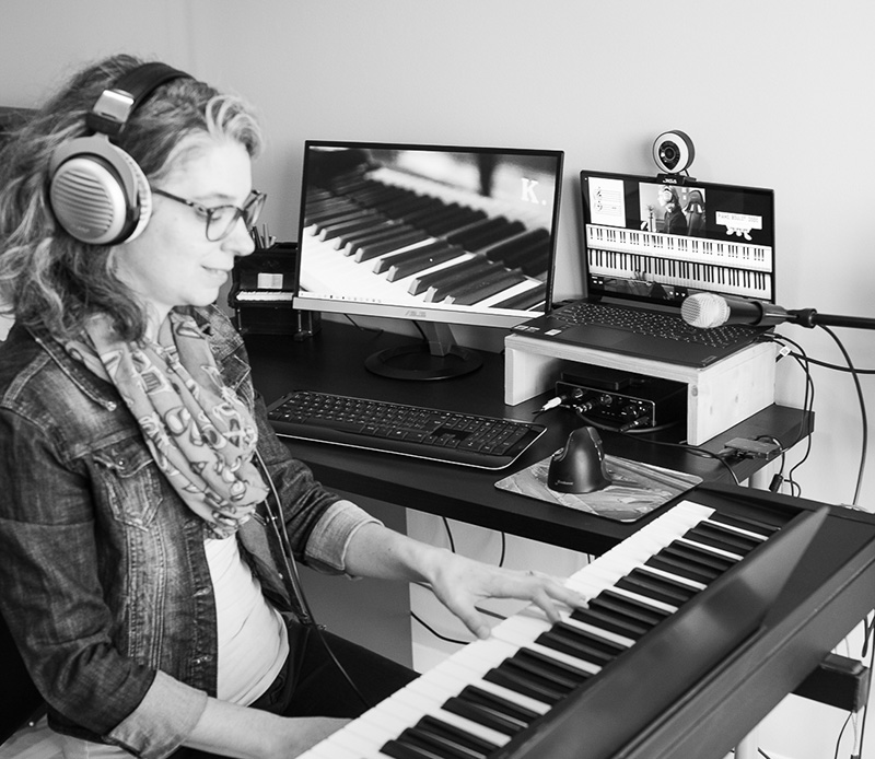 Cours de piano en ligne pour améliorer ton oreille