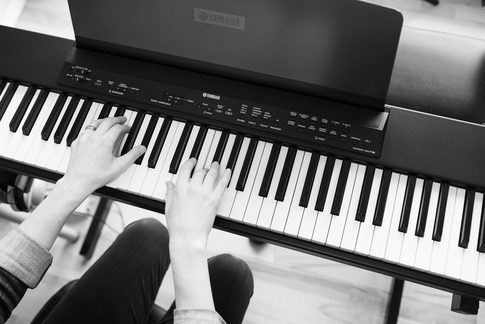 Mains sur le piano, technique du piano